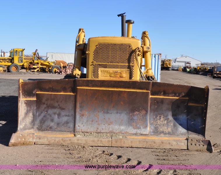 image for item C3395 1959 Caterpillar D8H dozer
