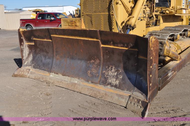 image for item C3395 1959 Caterpillar D8H dozer