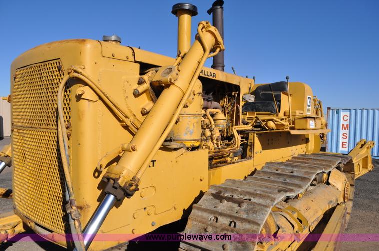 image for item C3395 1959 Caterpillar D8H dozer