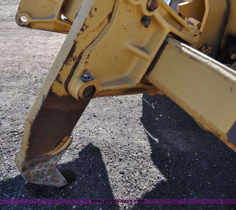 image for item C3395 1959 Caterpillar D8H dozer
