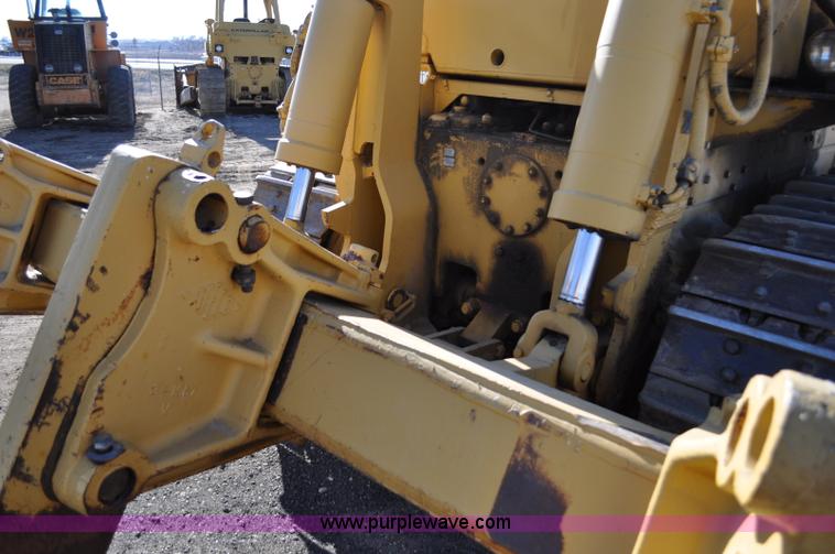 image for item C3395 1959 Caterpillar D8H dozer