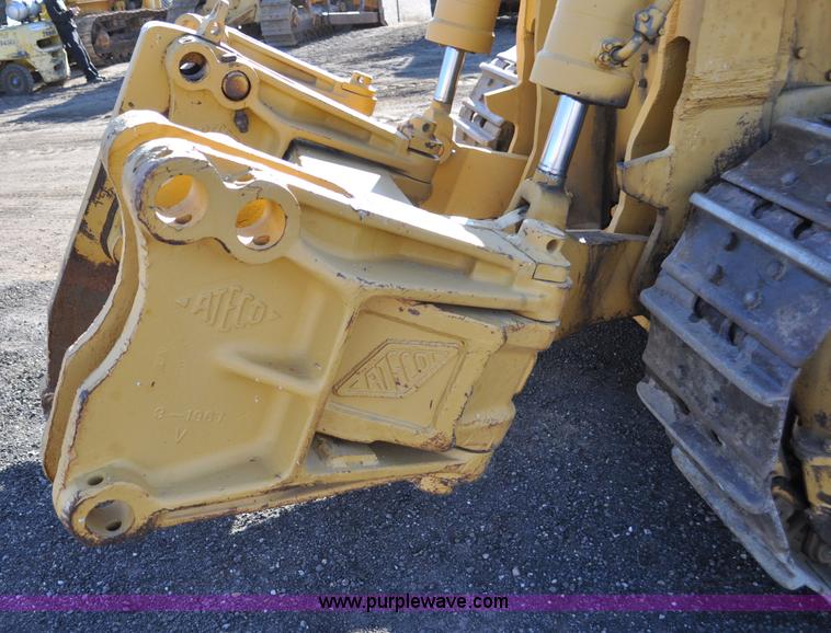 image for item C3395 1959 Caterpillar D8H dozer