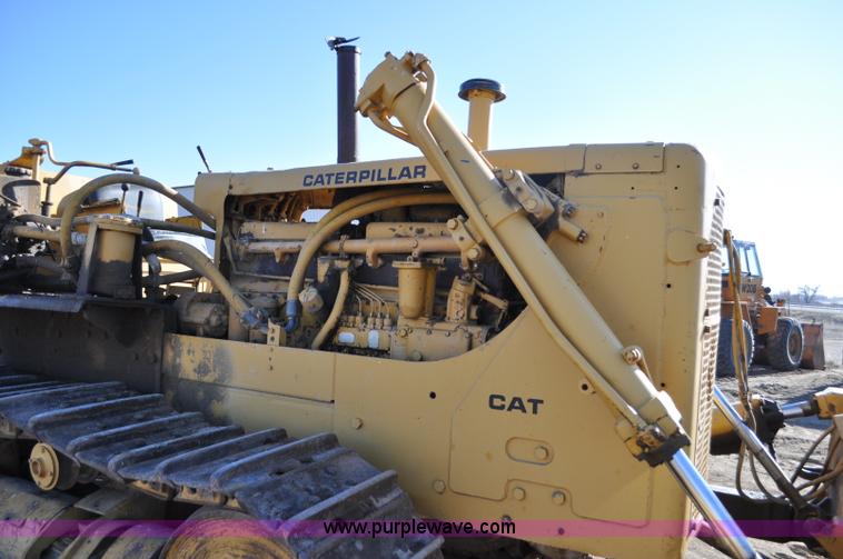 image for item C3395 1959 Caterpillar D8H dozer
