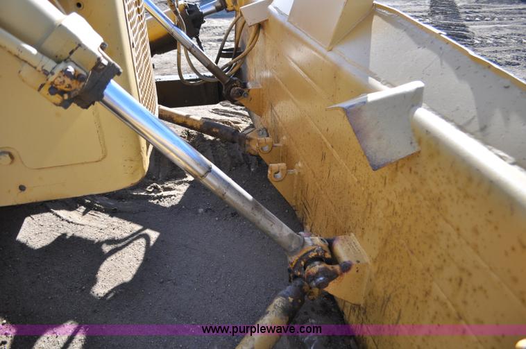 image for item C3395 1959 Caterpillar D8H dozer