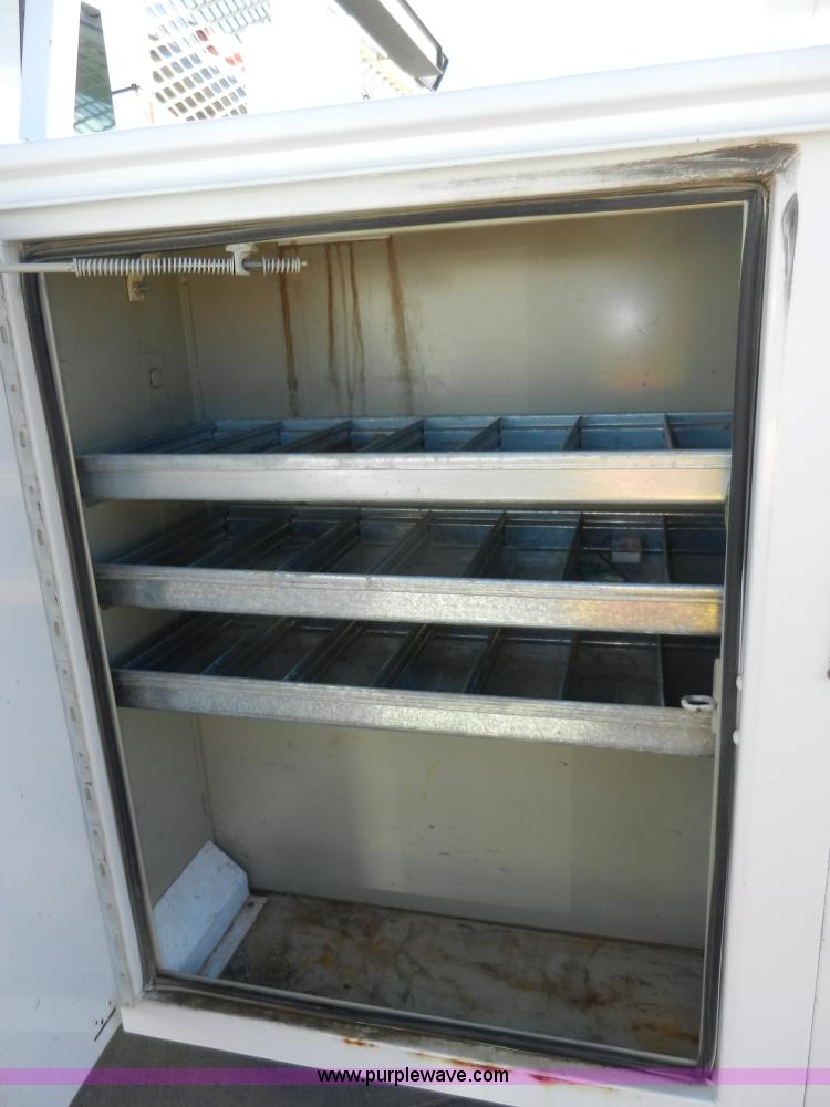 image for item A3906 2003 Chevrolet Silverado 2500HD utility truck