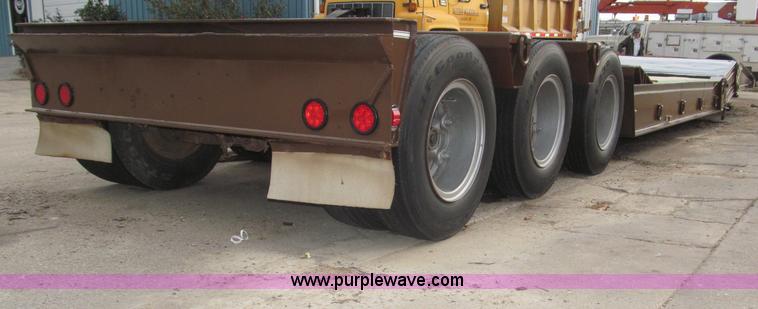 image for item B5273 1985 Trail-Eze triple axle lowboy trailer