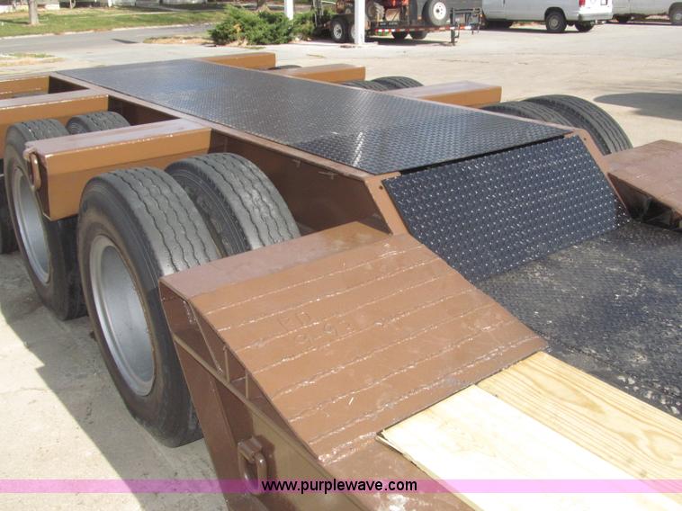 image for item B5273 1985 Trail-Eze triple axle lowboy trailer