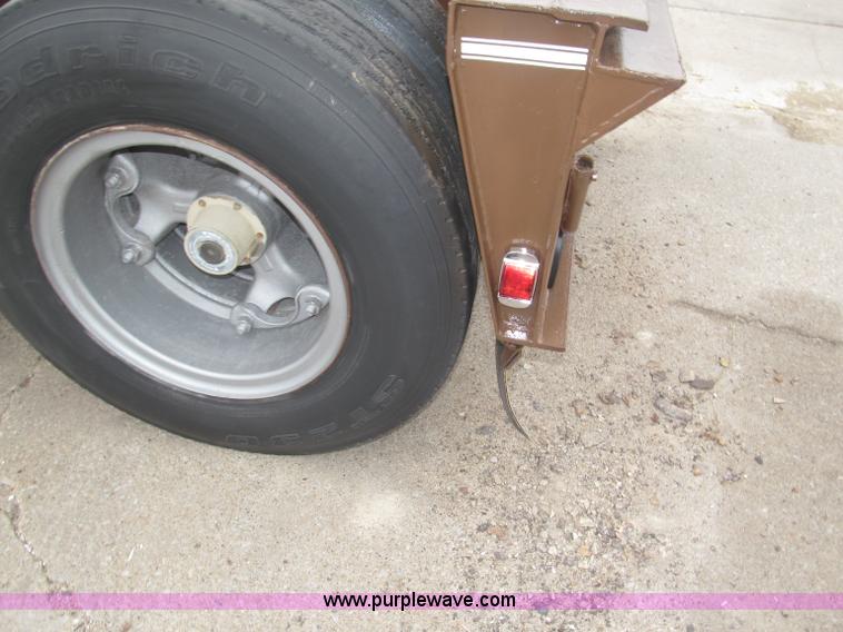 image for item B5273 1985 Trail-Eze triple axle lowboy trailer