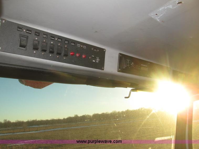 image for item B5333 2000 Freightliner Altec 50' boom truck