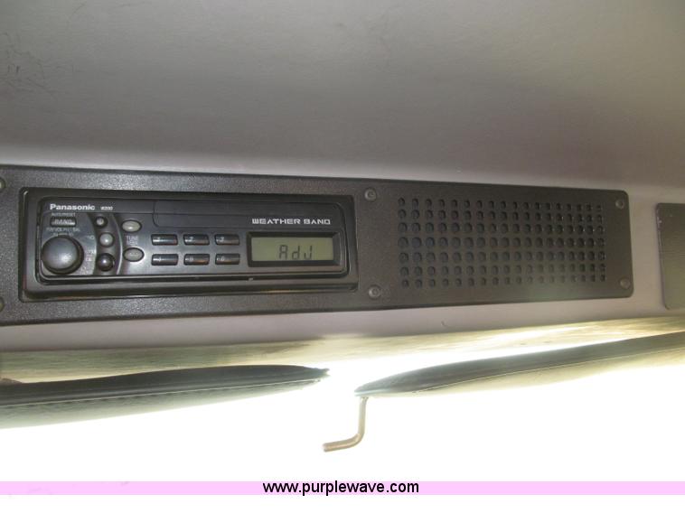 image for item B5333 2000 Freightliner Altec 50' boom truck