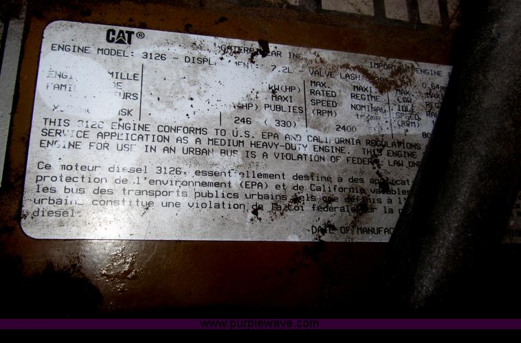 image for item B5333 2000 Freightliner Altec 50' boom truck