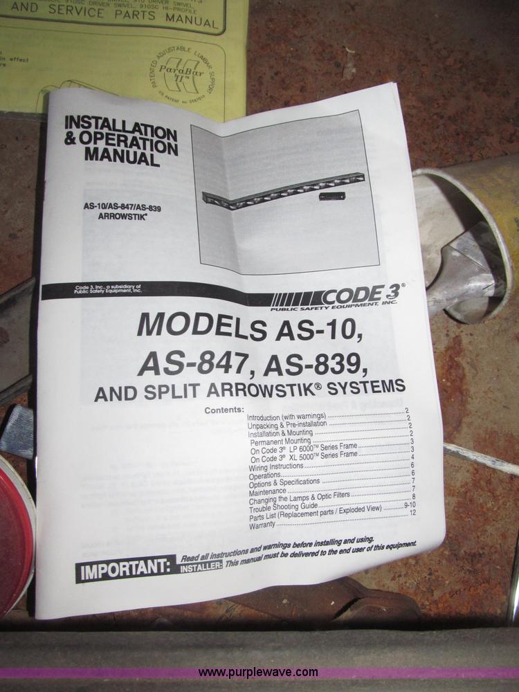 image for item B5333 2000 Freightliner Altec 50' boom truck