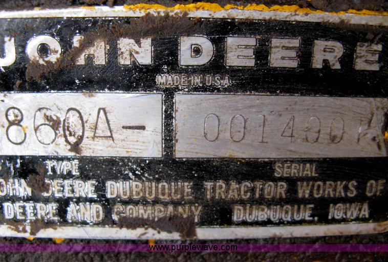 image for item B8408 1974 John Deere 860A scraper