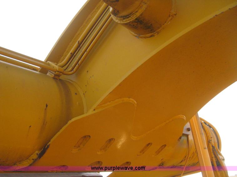 image for item B8408 1974 John Deere 860A scraper