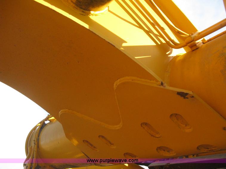 image for item B8408 1974 John Deere 860A scraper