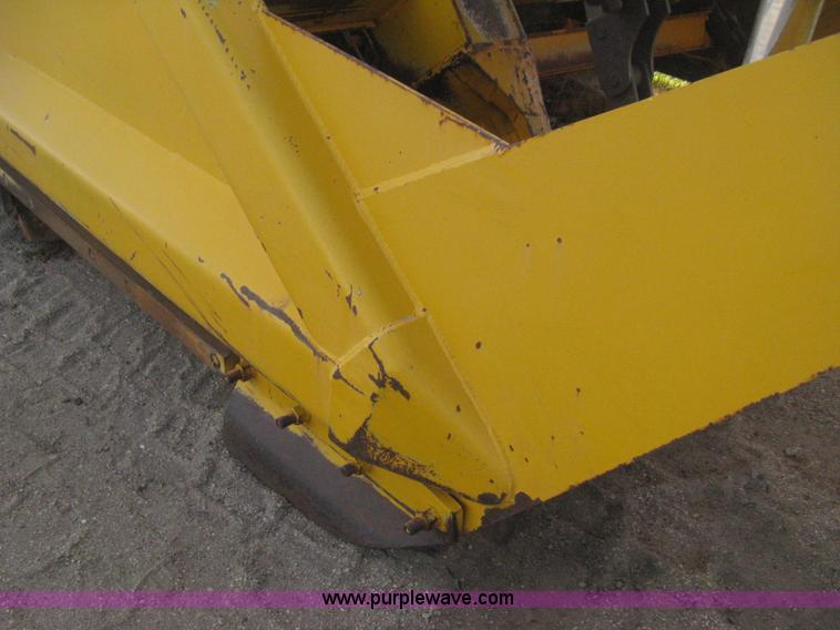 image for item B8408 1974 John Deere 860A scraper