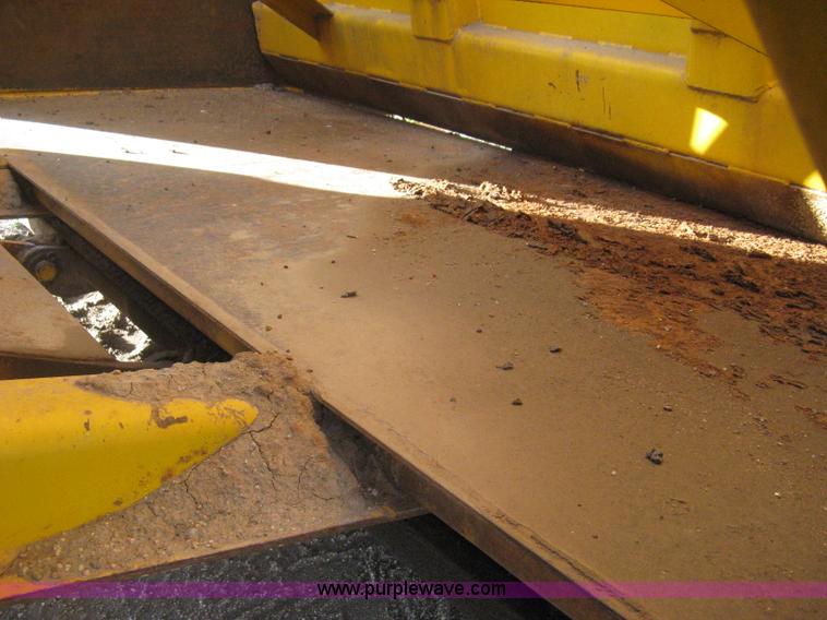 image for item B8408 1974 John Deere 860A scraper