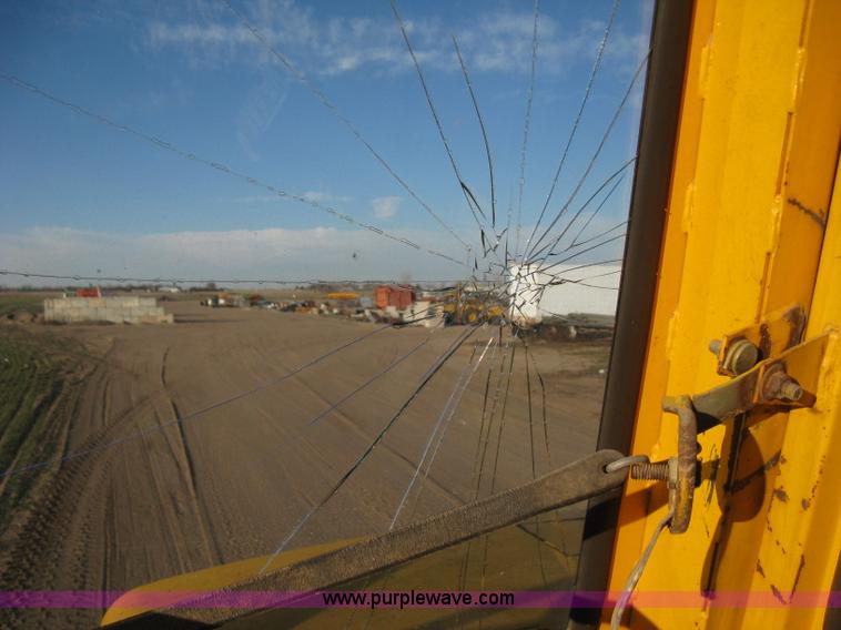 image for item B8408 1974 John Deere 860A scraper