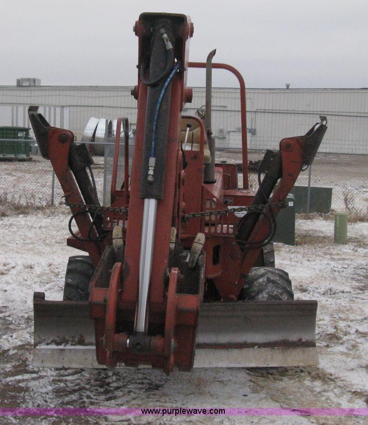 image for item E3003 2001 Ditch Witch 5110 trencher