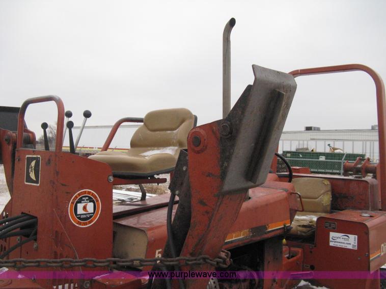 image for item E3003 2001 Ditch Witch 5110 trencher