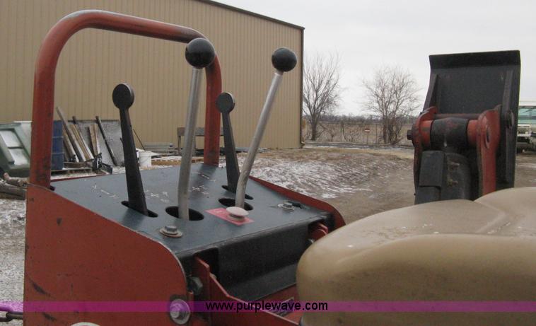 image for item E3003 2001 Ditch Witch 5110 trencher