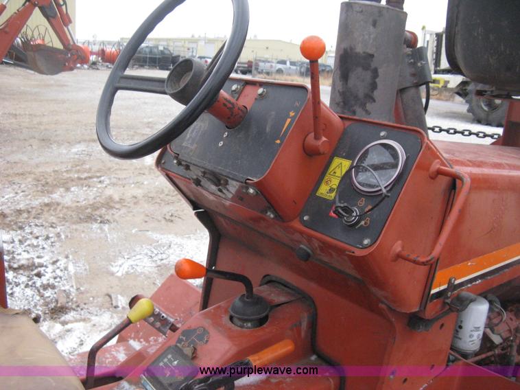 image for item E3003 2001 Ditch Witch 5110 trencher