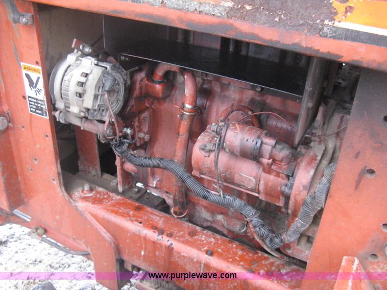 image for item E3003 2001 Ditch Witch 5110 trencher