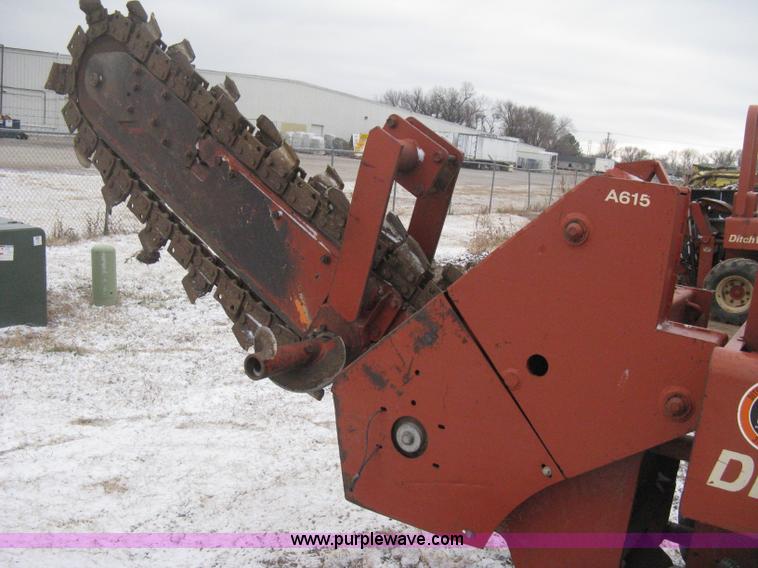 image for item E3003 2001 Ditch Witch 5110 trencher