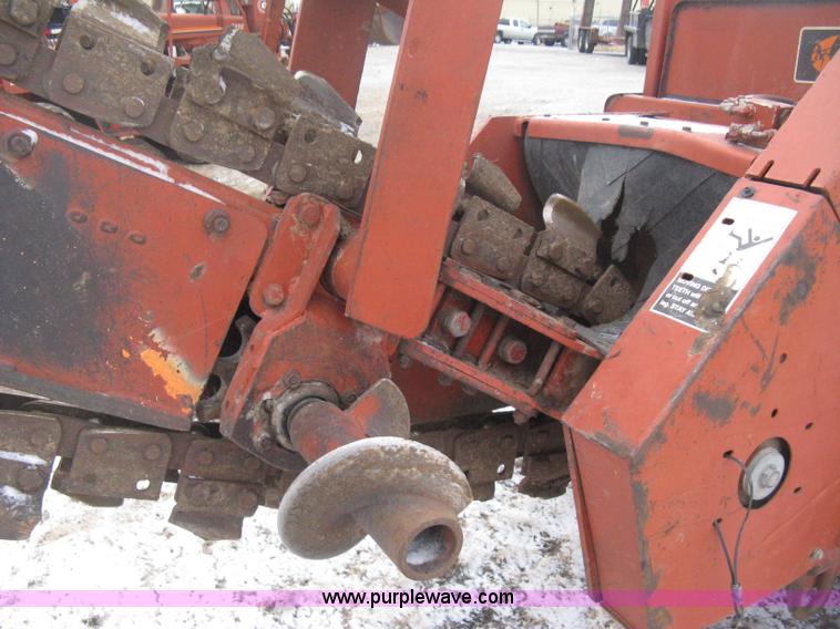image for item E3003 2001 Ditch Witch 5110 trencher