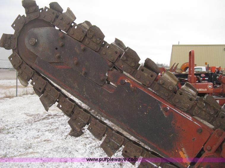 image for item E3003 2001 Ditch Witch 5110 trencher
