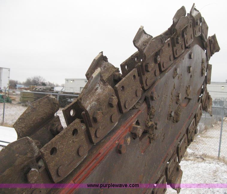 image for item E3003 2001 Ditch Witch 5110 trencher