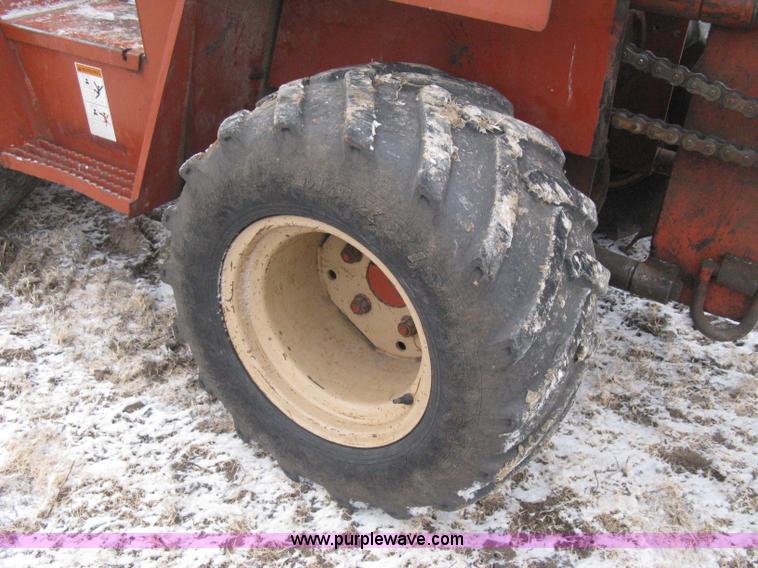 image for item E3003 2001 Ditch Witch 5110 trencher