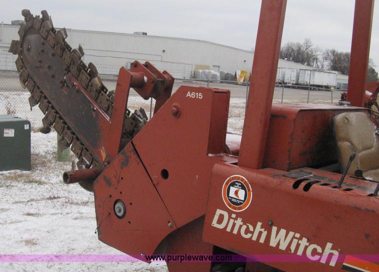 image for item E3003 2001 Ditch Witch 5110 trencher