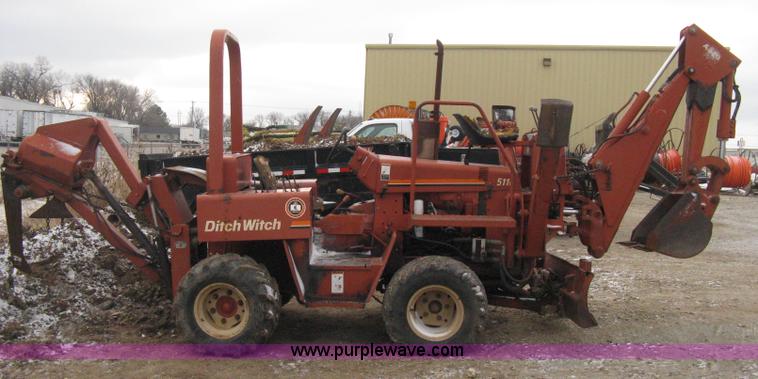 image for item E3004 1992 Ditch Witch 5110 trencher