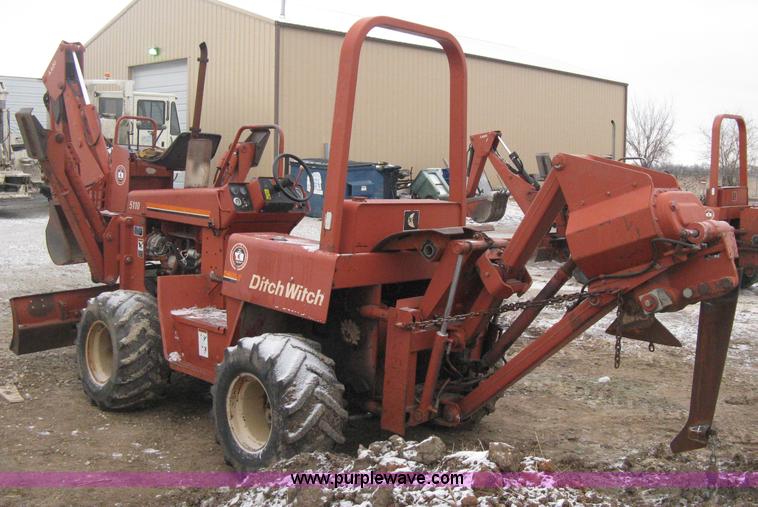 image for item E3004 1992 Ditch Witch 5110 trencher