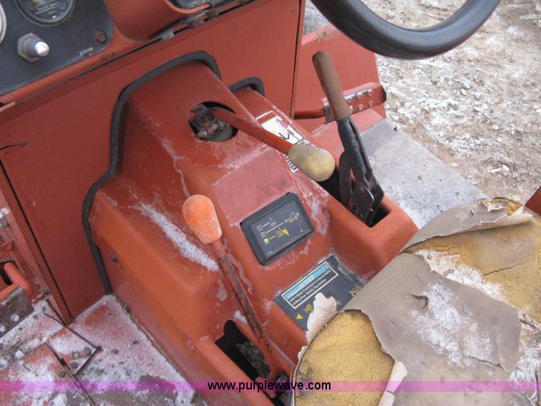 image for item E3004 1992 Ditch Witch 5110 trencher