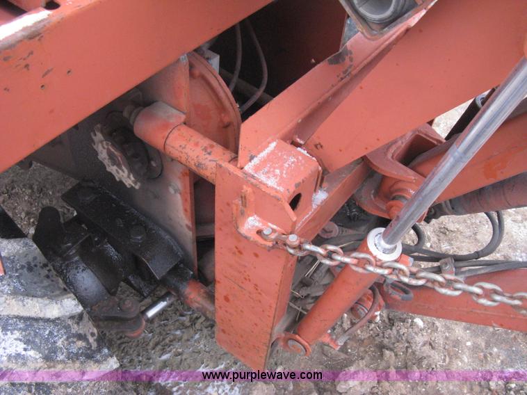 image for item E3004 1992 Ditch Witch 5110 trencher