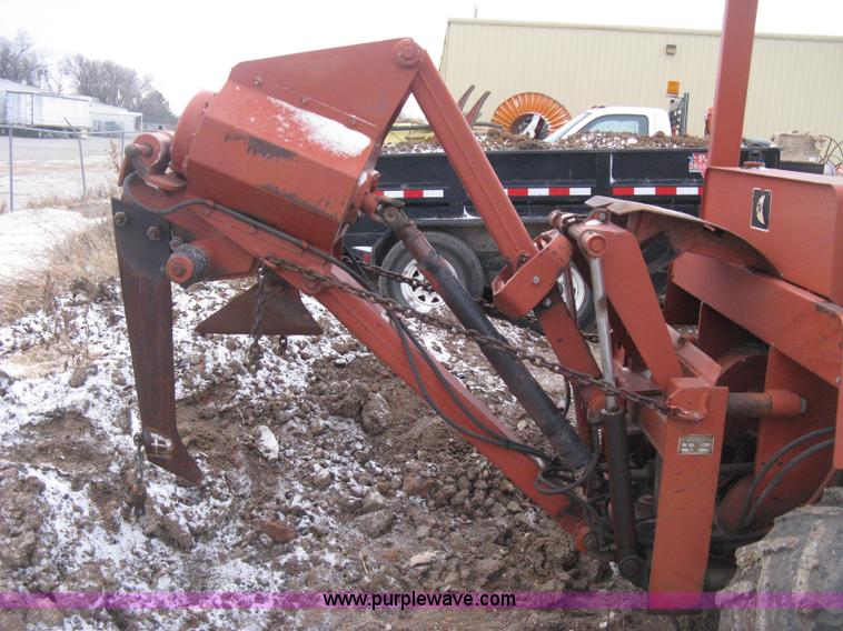 image for item E3004 1992 Ditch Witch 5110 trencher