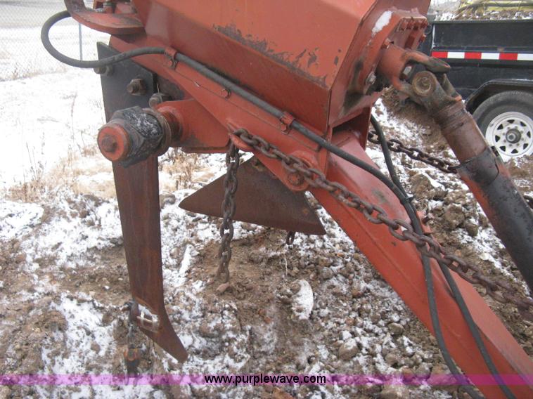 image for item E3004 1992 Ditch Witch 5110 trencher