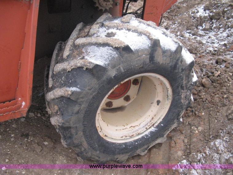 image for item E3004 1992 Ditch Witch 5110 trencher