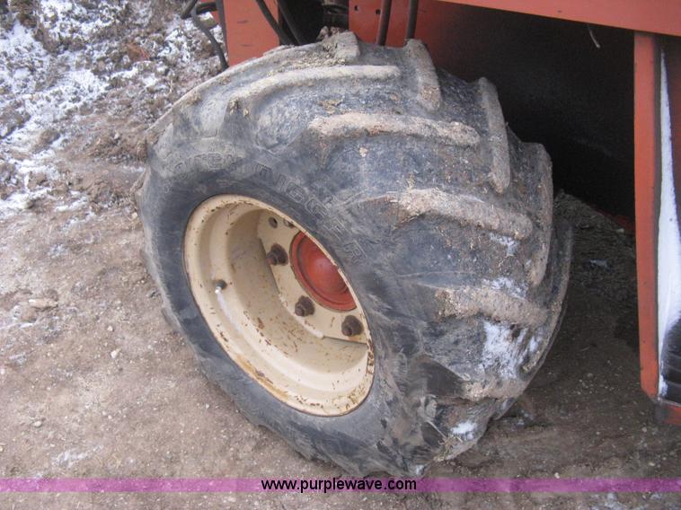 image for item E3004 1992 Ditch Witch 5110 trencher