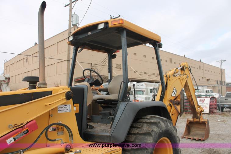 image for item E3038 1997 John Deere 310E backhoe