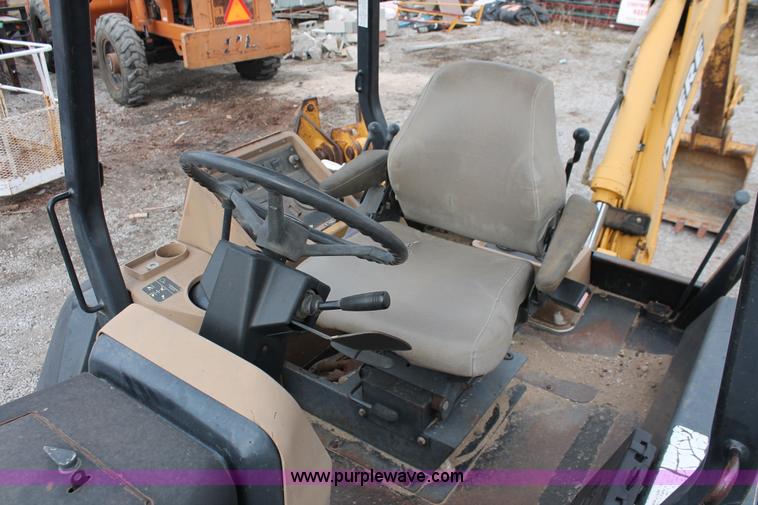 image for item E3038 1997 John Deere 310E backhoe