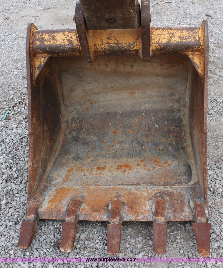 image for item E3038 1997 John Deere 310E backhoe