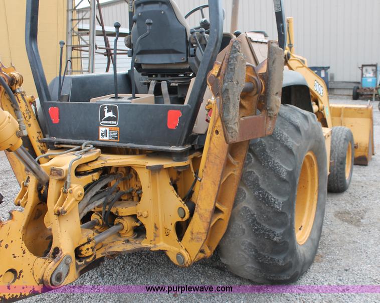 image for item E3038 1997 John Deere 310E backhoe