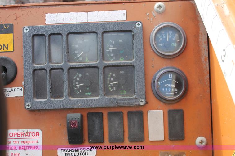 image for item E3039 Lull 844C-42 844C-42 Highlander telehandler