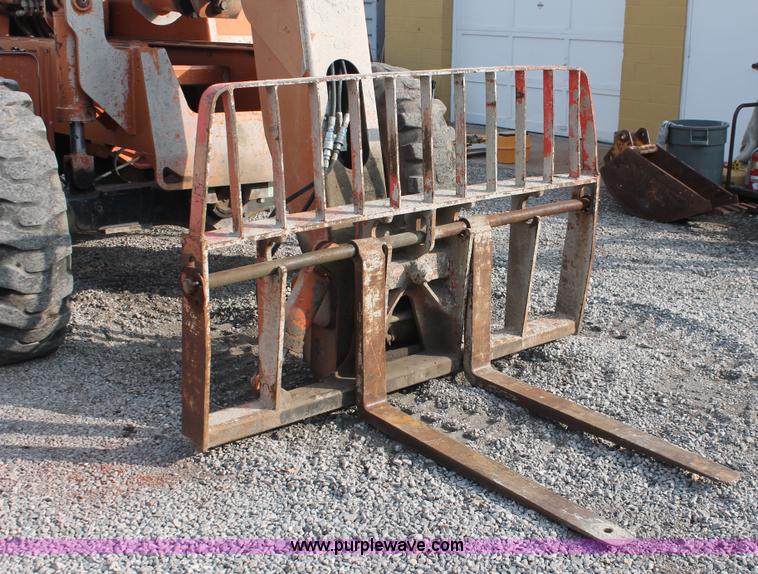 image for item E3039 Lull 844C-42 844C-42 Highlander telehandler