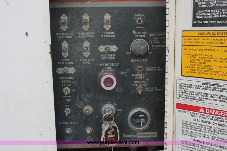 image for item E3041 Snorkel lift ATB60ALFO aerial boom lift