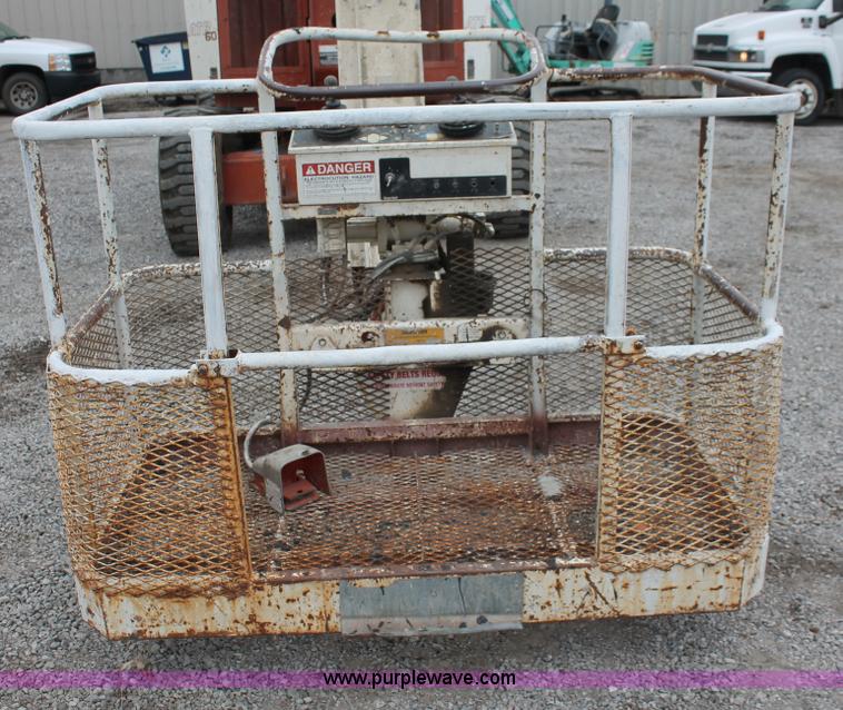 image for item E3041 Snorkel lift ATB60ALFO aerial boom lift