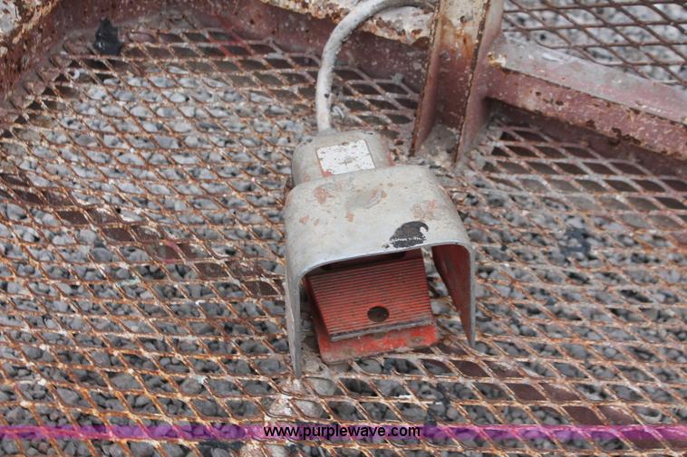 image for item E3041 Snorkel lift ATB60ALFO aerial boom lift